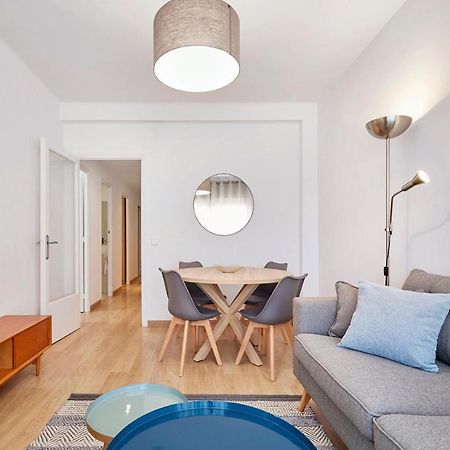 Fisa Rentals Aribau Barcelona Bagian luar foto